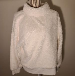 Gap sweater